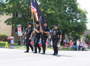 5d1e4ea1aac6a 23806AF4 F62E 481C B5F0 FBBC285195CC