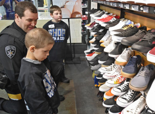 5dee7f7949130 FD5BFB4A 1884 408F BB73 81B33C440868