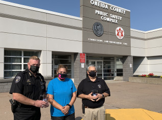 5f5a4cfff17a3 13AD54C4 22E0 4B09 B853 AECC632B6C17