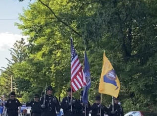 62ad2361d3d39 DC045496 7C62 4483 91AC 2B6F895E6D64