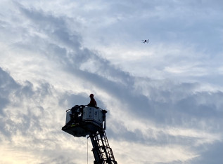 62b3c261904b4 66B39F42 7495 4AF4 9FE3 E5E7FB81FC60