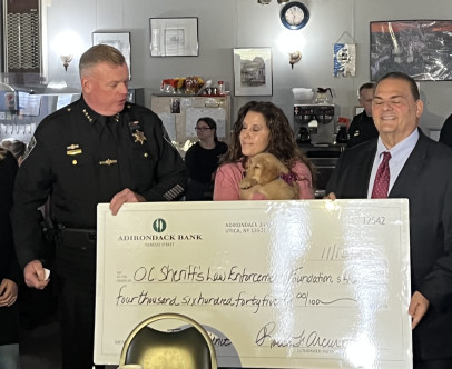 Sheriff’s Office Unveils Golden Retriever As Their New…