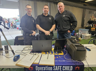 68f4fbae39c79 attach0