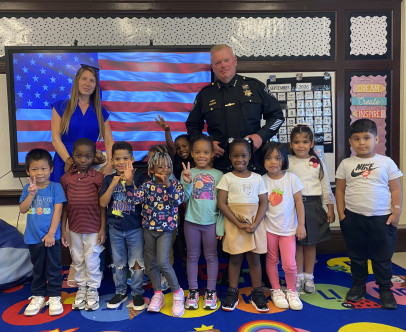 On Friday, Sheriff Maciol visited the Kindergarten class of…